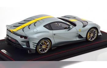 FERRARI 812 Competizione (2021), light grey-metallic