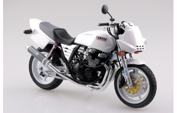 Сборная модель Мотоцикл Yamaha XJR400S w/Custom Parts