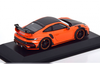 PORSCHE 911 992 Gt R Street Coupe (2021), orange/black