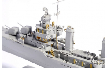 Сборная модель U.S.S. BENSON DD-421 BENSON CLASS DESTROYER 1945 (SMART KIT)