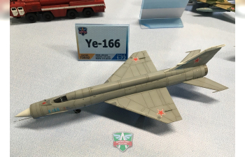 Сборная модель Самолет Е-166