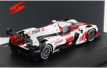 TOYOTA Gr010 3.5l V6 Twin Turbo Hybrid Team Gazoo Racing N8 2nd 24h Le Mans (2021) S.Buemi - N.Nakajima - B.Hartley, White Red