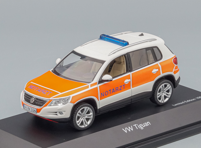 VOLKSWAGEN Tiguan NOTARZT, white / orange