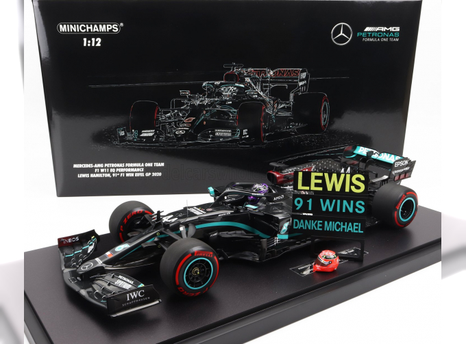 MERCEDES-BENZ GP F1 W11 Eq Performance Team Amg Petronas Motorsport N44 World Champion Winner Eifel Gp (91st Win) Lewis Hamilton (2020) - With Michael Schumacher Helmet And Pit Board - Con Vetrina - With Showcase, Black Green