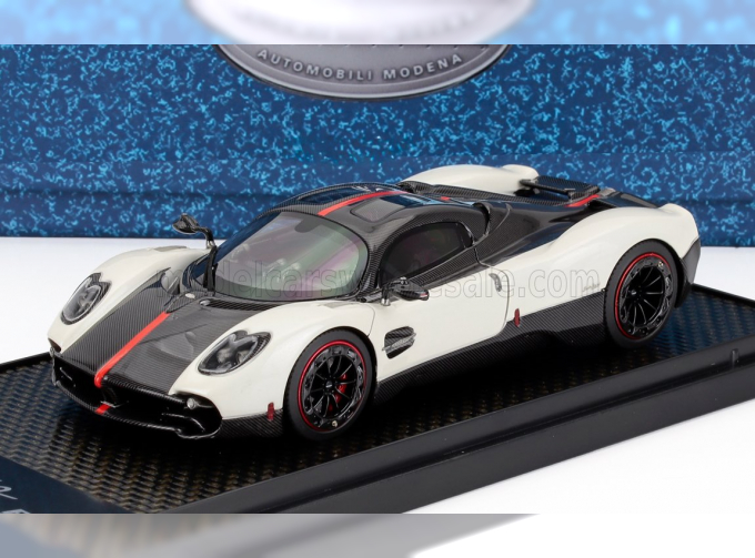 PAGANI Utopia (2022), White Carbon - Bianco Benny Carbonio