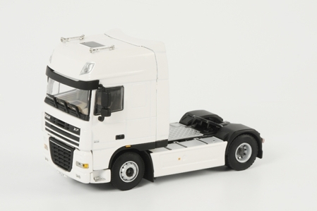 DAF XF 105 Super Space Cab, White Line 1:50, белый