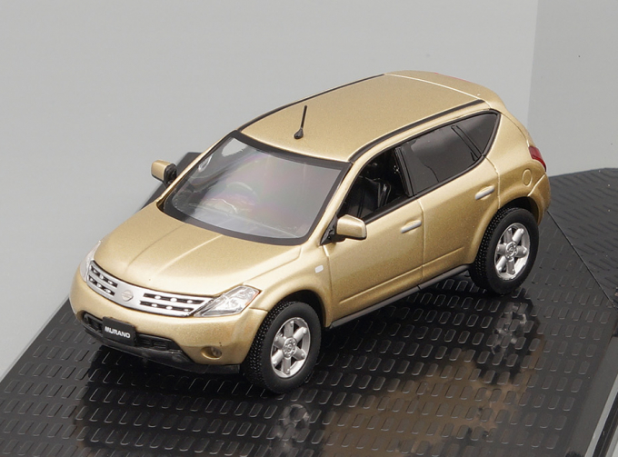 NISSAN Murano RHD, gold