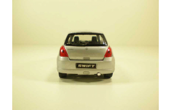 SUZUKI Swift (2004), silver