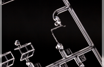 Сборная модель Bf 109G-10 Dual Combo - The Royal Class Edition