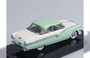 FORD Fairlane (1956), meadow mist green / colonian white