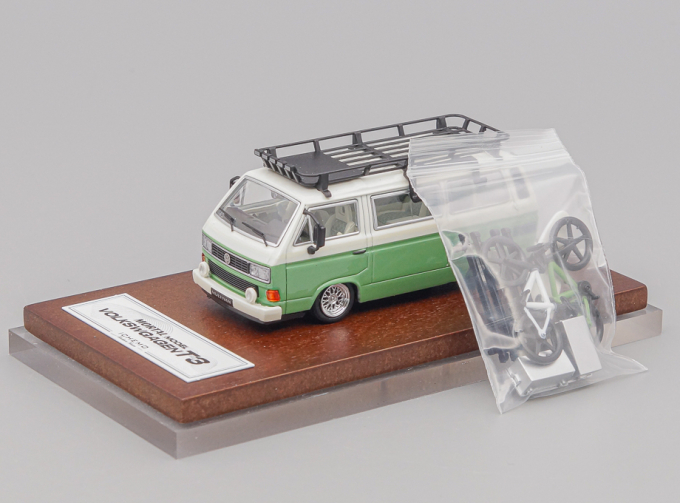VOLKSWAGEN T3, green / cream