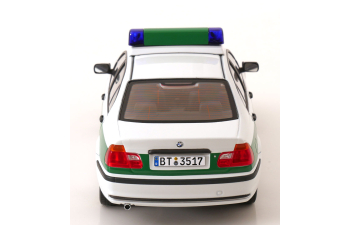 BMW 3er E46 Police (1999), white green