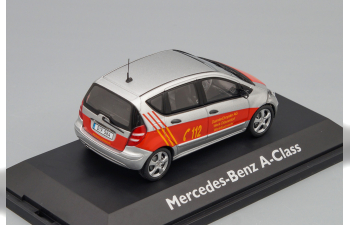 MERCEDES-BENZ A-Klasse 112, silver / red