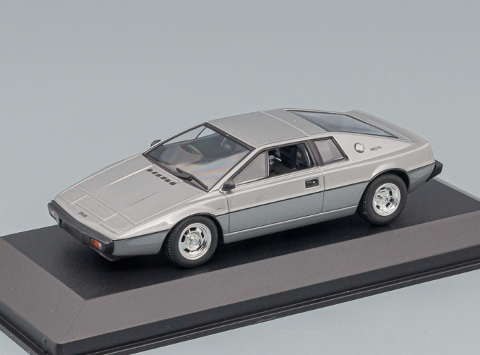 LOTUS Esprit (1978), Silver