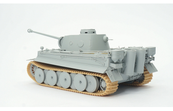 Сборная модель Немецкий танк TIGER I Ausf.H2 7,5cm KwK 42