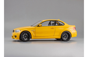 BMW 1er M Coupe (2011), yellow