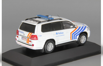 TOYOTA Land Cruiser 200 Politie (2011), white