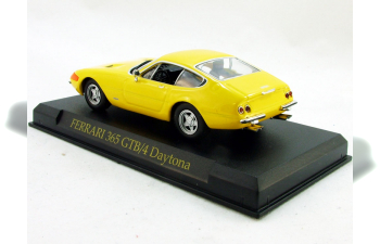 FERRARI 365 GTB/4 Daytona, yellow