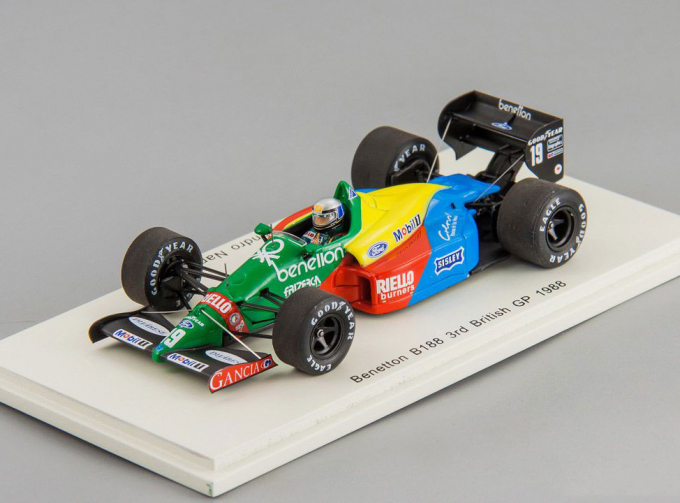 Benetton B188 #19 3rd British GP 1988 Alessandro Nannini