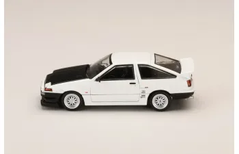 TOYOTA Sprinter Trueno GT APEX (AE86) *DK Tsuchiya Street Tuning* (1998), white