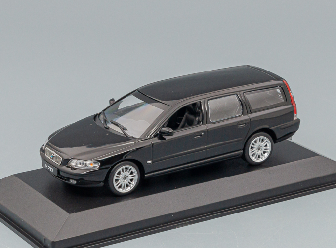 VOLVO V70 Break (2000), black