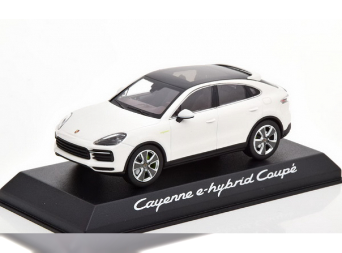 Porsche Cayenne e-hybrid Coupe - white