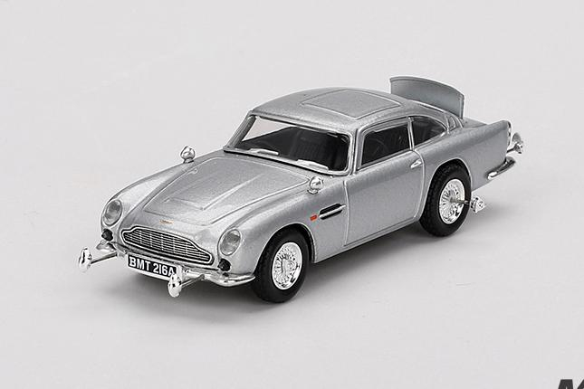 ASTON MARTIN DB5 “Goldfinger” (English Poster), silver