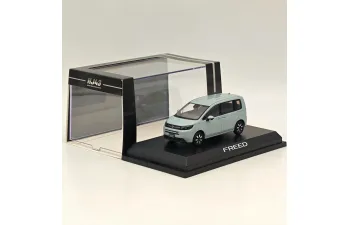 HONDA Freed (2024), fjord mist pearl