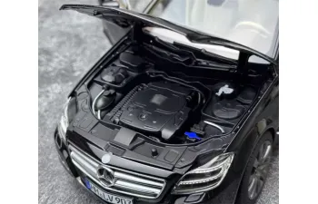 MERCEDES-BENZ CLS Shooting Brake (2011), black