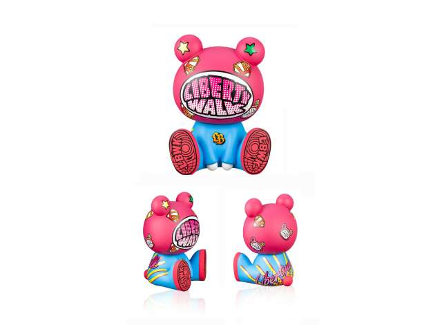 28cm Liberty Walk Kuma 400% Style 01, pink/red/blue