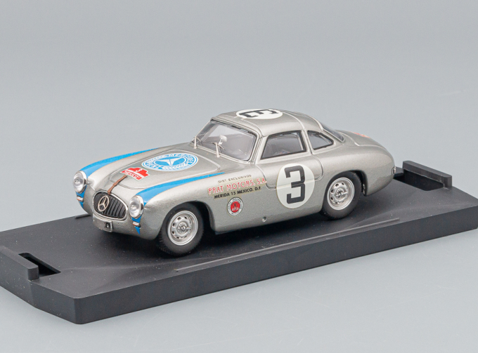 MERCEDES-BENZ 300 SL Coupe, Carrera Mexico 1952 #3 Lang-Grupp, silver / blue