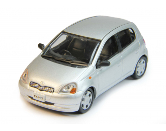 TOYOTA Echo, silver