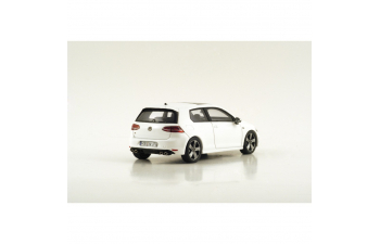 Volkswagen Golf VII R 2013 (white)