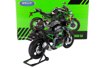 KAWASAKI Z900 Se (2024), Green Black