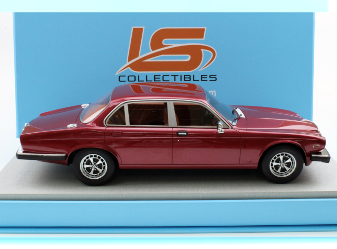 Jaguar XJ6 1982 (maroon)