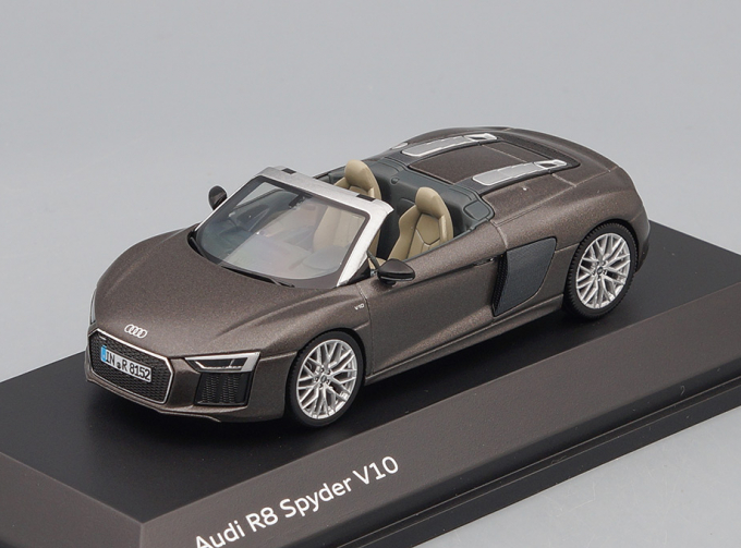 AUDI R8 Spyder V10 2016 Argus Brown Matt