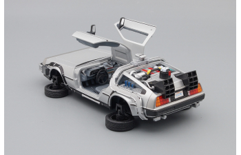 DE LOREAN DMC12 Flying Wheel Version "Back to Future 2" (из к/ф"Назад в будущее 2") (1983)