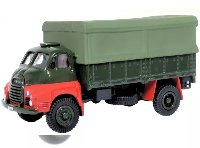 Bedford RL Bomb Disposal Broadbridge Heath, dark green/red