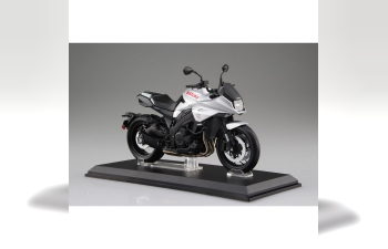 SUZUKI GSX-S1000S KATANA METALLIC MYSTIC SILVER