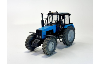 Сборная модель трактора 1221.2