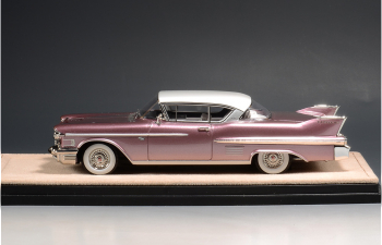 CADILLAC Coupe Deville (1958), Pink Metallic