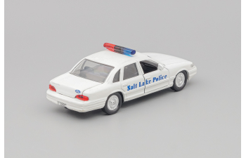 FORD Crown Victoria Salt Lake Police, white
