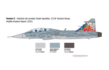 Сборная модель самолет JAS-39D двухместный