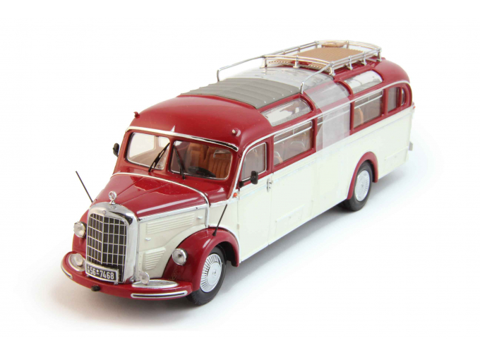 MERCEDES-BENZ O3500 Bus, red / cream