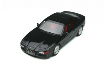 BMW 850 CSI (black)