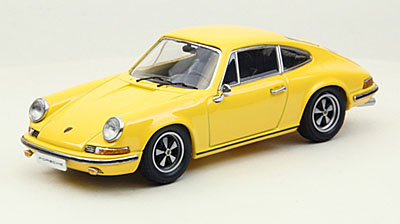 PORSCHE 911S 1969, Yellow
