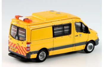 MERCEDES-BENZ Sprinter AM3197 Hong Kong WSD, yellow