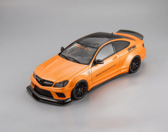 Mercedes-Benz C63 LB Performance (orange)