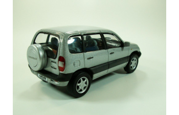 NIVA Chevrolet, silver