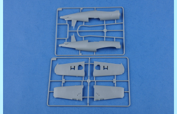 Сборная модель Самолет F4U-1Early version